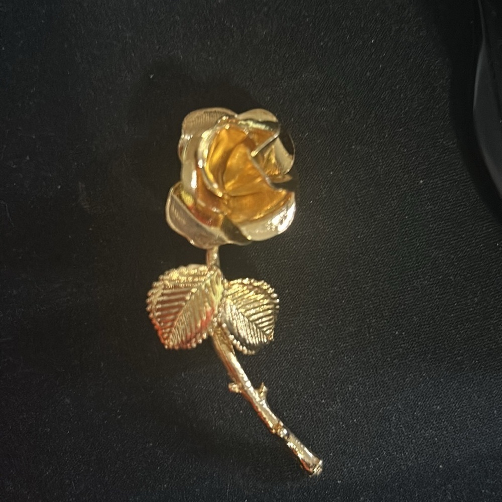 Vintage People's Rose Brooch - Picture 2 of 4